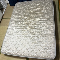 28〜30日まで　マットレス　ダブルサイズの画像