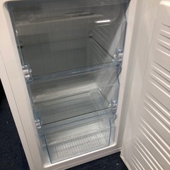 冷凍庫 65L 2時間急冷 コンパクト 冷凍庫 家庭用 小型 耐熱天板 前開きの画像