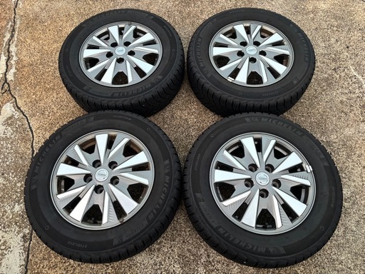 日産純正195/65R15 スタッドレスタイヤ アルミ付き4本セット 冬用