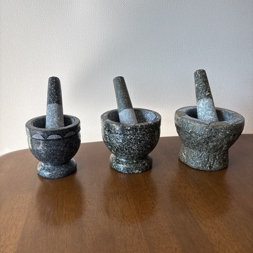 石臼　タイ産　3点