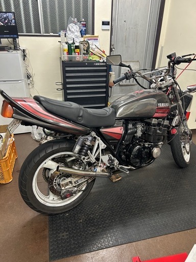 ヤマハ xjr400r rh02j