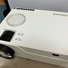 プロジェクターとスクリーンの画像