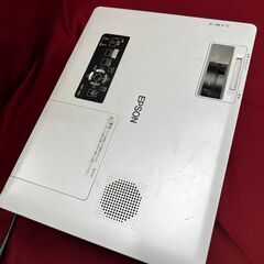 EPSON EMP-1810 プロジェクターの画像