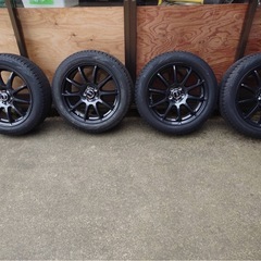 【超美品】スタッドレスタイヤ4本＋ホイールセットの画像