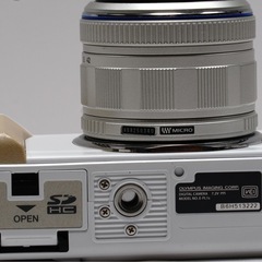 美品✨ オリンパス PL1s ミラーレスカメラ スマホ転送の画像