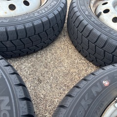 軽自動車155/65R13 スタッドレスタイヤ ホイール付4本セット 冬用の画像