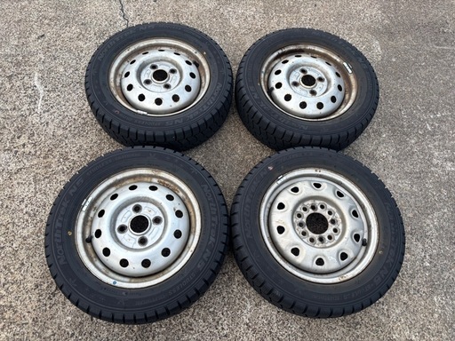155/65R13 スタッドレスタイヤ　アルミホイール付 中古　軽トラなどにも 155/65R13 スタッドレスタイヤ アルミホイール付 中古 軽トラなどにも