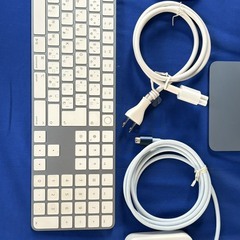 iMac 24インチ  M1  2021  8GB  512GB ブルーの画像