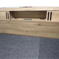 【美品】ドリームベッド 木製ベッドフレーム クイーン1 トレンドオーク 収納付きの画像