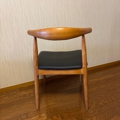 椅子1脚の画像