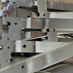 DIYが好きな方に 棚受け 金具  サイズいろいろ    の画像