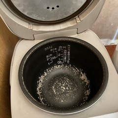 炊飯器の画像