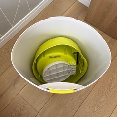 combi オムツゴミ箱 すまーとぽいスマートぽいの画像