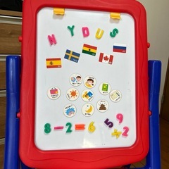 知育ボード　生活　数字　英語アルファベット　国旗の画像