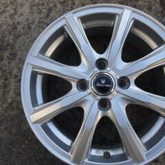 中古アルミホイール　社外　Inverno？　15×5.5J　100　4H　+50　4本セット1台分　フィット　フリード　美品！の画像