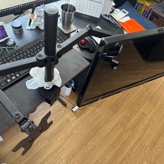 モニターアーム＋モニター1枚の画像