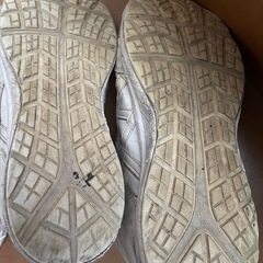 アシックス安全靴の画像