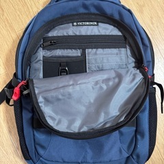 スイスアーミーナイフのリュックサックの画像