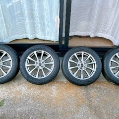 Toyo スタッドレスタイヤ 205/55R16 4本セットの画像