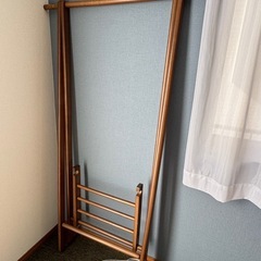 ハンガーラックの画像