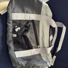 adidas　アディダス　ショルダーバックの画像