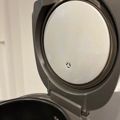 SHARP 炊飯器の画像