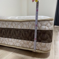 【お問い合わせ中】セミダブルベッドお取引日時11月25日15時以降or27日の画像