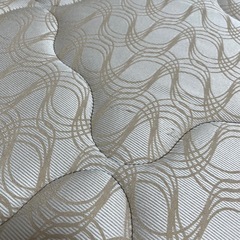 【お問い合わせ中】セミダブルベッドお取引日時11月25日15時以降or27日の画像