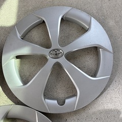 30プリウス 後期　ホイールキャップの画像