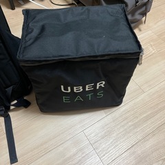 ウーバーイーツ配達員バッグの画像