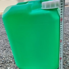 ポリタンク 20L ポリ容器 キャンプ 雨水 貯水の画像