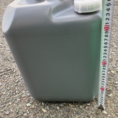 ポリタンク 20L ポリ容器 キャンプ 雨水 貯水 保存の画像