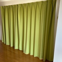 遮光カーテンセット　ライムグリーン　レース
付きの画像