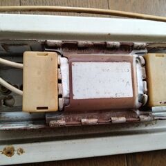 40W蛍光灯（30年以上前のもの）の画像