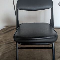 ロータイプ椅子　ミニパイプチェア 黒　幅34×奥行33×高さ53cm　の画像