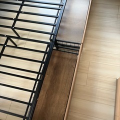 【美品】ベッドフレーム（セミダブル）の画像