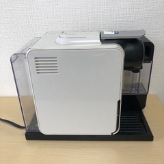 美品　ネスプレッソ コーヒーメーカー ラティシマ・タッチ ホワイト F511WHの画像
