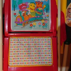 23  ジャングルジムと滑り台の画像