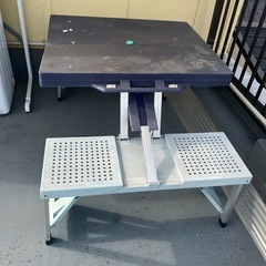 【11/27まで】外置きの折りたたみテーブルの画像