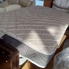 ★リユースのサカイつくば店★TK7413 ニトリ セミダブルマットレス ベージュ H22×D190×W116 クリーニング済みの画像