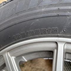 【取引中】スタッドレスタイヤの画像