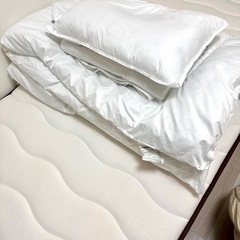 引き取る気ない方お気に入りしないで下さい！下まで読んで！！★ ホテル調シングルベット新品同様★マットレス付きの画像