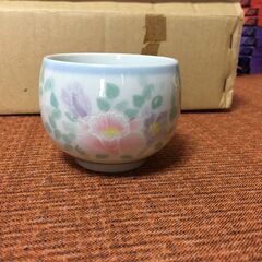 【未使用品】9客 湯のみ 湯呑み 茶器 和食器 陶磁器 花柄 シンプル 昭和レトロの画像