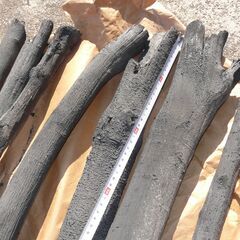 無料配達します🚚キャンプ・バーベキューに！💖紀州💖長い備長炭💖５ｋｇ💖の画像