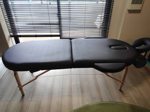 折りたたみ マッサージベッド 木製 有孔 長さ185×幅70cm エステベッド 施術ベッド マッサージ台 施術用ベッド マッサージ用ベッド エステ用ベッド