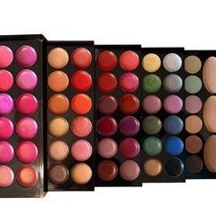 メイクアップパレットの画像