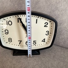 【受取者決定しました】電池式 スタンド時計の画像