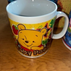 ディズニーマグカップ2個の画像