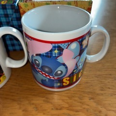 ディズニーマグカップ2個の画像