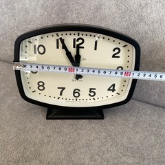 【受取者決定しました】電池式 スタンド時計の画像